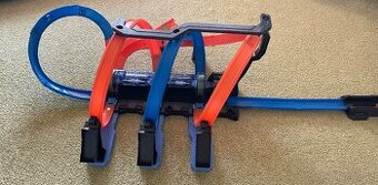 Hot Wheels dráha FTB65 Corkscrew Crash