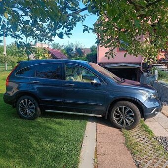 Prodám Hondu CR-V 4x4 - výbava EXECUTIVE