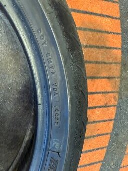 Silniční pneumatiky Bridgestone S22