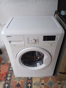 Pračka Beko – 5 kg, 1000 otáček, A+ - SLIM