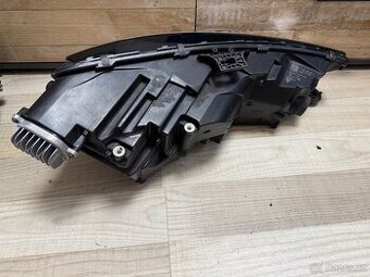 Bixenon Audi A4 B9