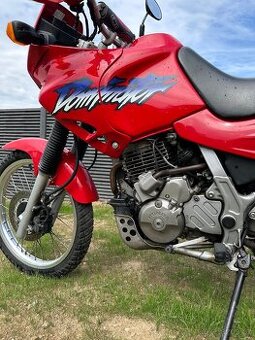 Honda nx 650 dominator