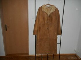 Dámský nový velurový kožich v béžové barvě