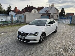Pronájem Škoda Superb 3 DSG, 2.0 TDi , taxi,UBER, BOLT