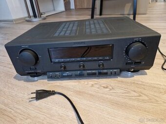 Zesilovač a FM receiver Philips FR911