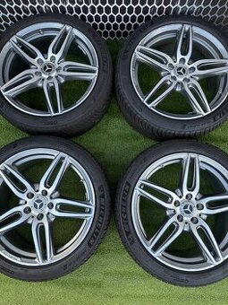 Mercedes E-CLASS W213 - ORIGINÁLNÍ AMG ZIMNÍ SADA