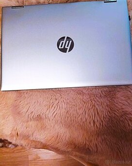 HP PAVILION 15 - 1