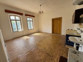 Pronájem nebytového prostoru