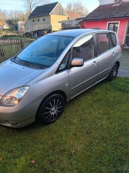 Toyota Corolla Verso 2.0 66kw