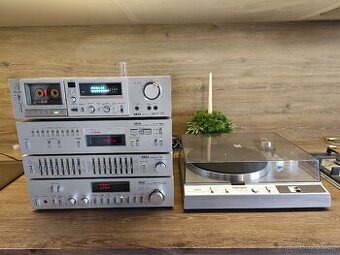 Sestava AKAI AM-U55, AT-S55, GX-F37, EA-G40, AP-Q55