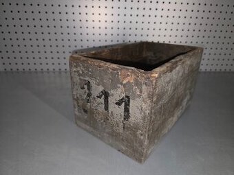 STARÁ (VÁLEČNÁ) DŘEVĚNÁ BEDÝNKA JEN 50 KČ