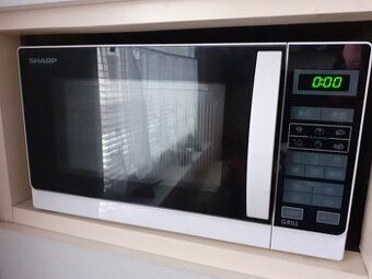 SHARP RR642WW Mikrovlnka téměř nová - 1