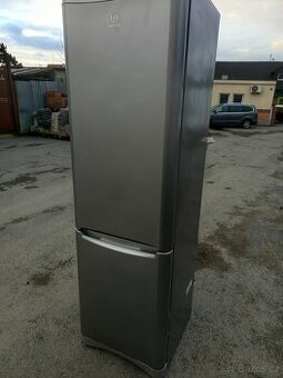 Lednice Indesit