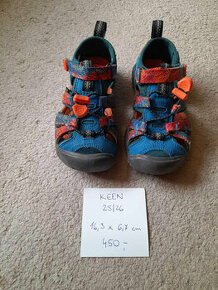 Sandálky Keen 25/26