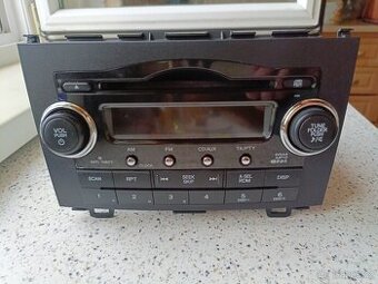 Autorádio Honda CR-V třetí generace 