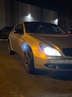 Mercedes Benz cls 320