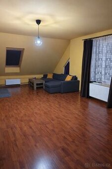 Prodej prostorného bytu 3+1, 133 m² se zahradou 250 m²