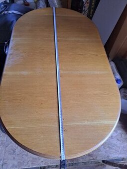 Stůl a židle z masivu