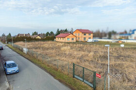 Prodej stavebního pozemku o výměře 2582 m2, Praha – západ, J - 1