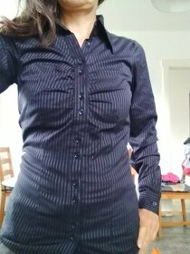 Černá elastická košile Amisu pro štíhlé dámy velikost XS