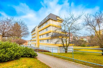 Prodej bytu 4+kk s terasou, sklepem a 2 garáž.místy Olomouc
