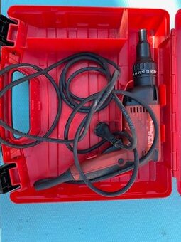 Montážní šroubovák Hilti ST 1800 na sádrokarton