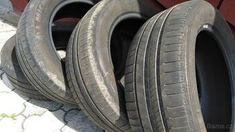 Prodám 4kusy letní pneu 205/55R16