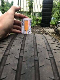 Letní pneu 235/45 R18