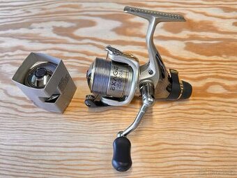 NAVIJÁK SHIMANO EXAGE 2500 RA - 1
