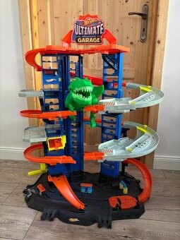 ultimate garege od hot wheels