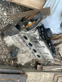 prodam dily s motoru vw golf 4 1.4 16v - 1