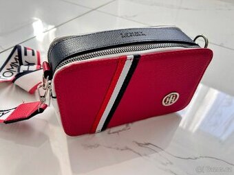 Kabelka Tommy Hilfiger