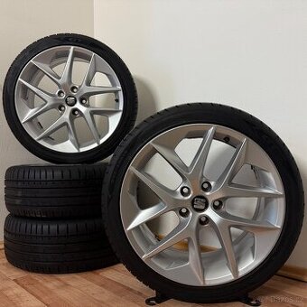 SEAT LEON FR 5x112 R18 ET51+LETNÍ 225/40R18 7,5mm