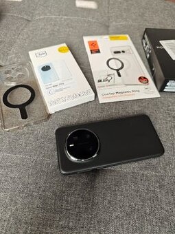 Honor Magic 7 Pro 12/512gb perfektni stav, zaruka