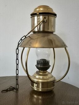 Petrolejová lampa námořnická kotevní - mosazná