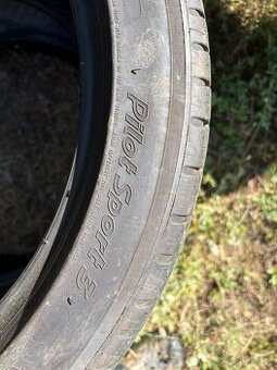 Michelin Pilot Sport 3