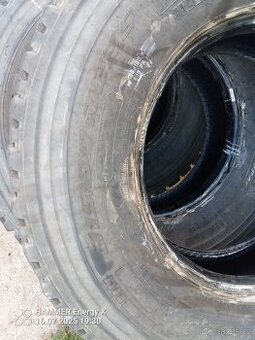 Pneu 315/80r22,5 - 1