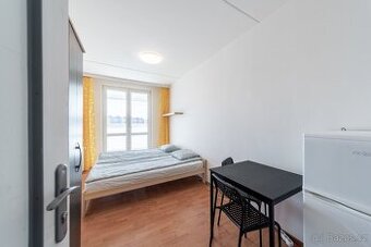 Pokoj s trvalým pobytem — Černý Most