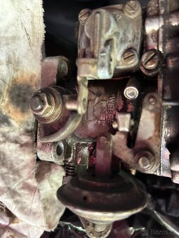 Autoradia, Renault 5, Renault 12- Trabant, Lada, Mitsubishi.