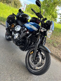 Na prodej Yamaha XJR 1300 r. 2018 72Kw 26868 km Ohlins