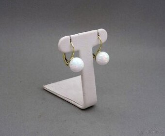 Krásné zlaté náušnice s opálem