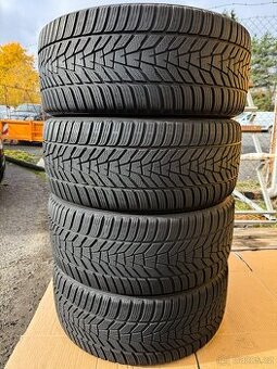 Zimní pneu 245/45/18 Hankook Winter i cept evo3