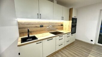 Pronájem luxusního bytu 3+kk s předzahrádkou, Světlá nad Sáz