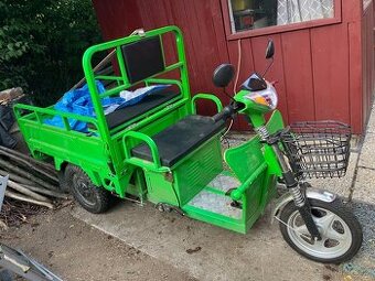 Elektro tříkolka