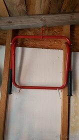 Skládací věšak na jízdní kolo na zeď