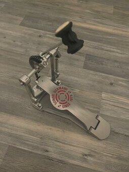 Pedál pro bicí soupravu Sonor