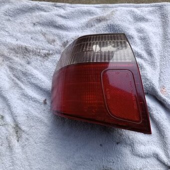 Mitsubishi Galant zadní levé světlo