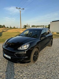 Porsche Cayenne - 1