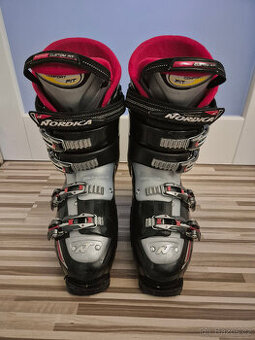 Lyžáky Nordica 27 - 27,5