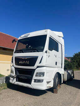 Prodám  náhradní díly z tahače MAN TGX 18.480, 2016
